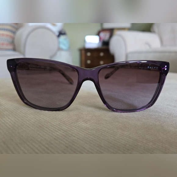 Ralph Lauren Sunglasses - Picture 6 of 7
